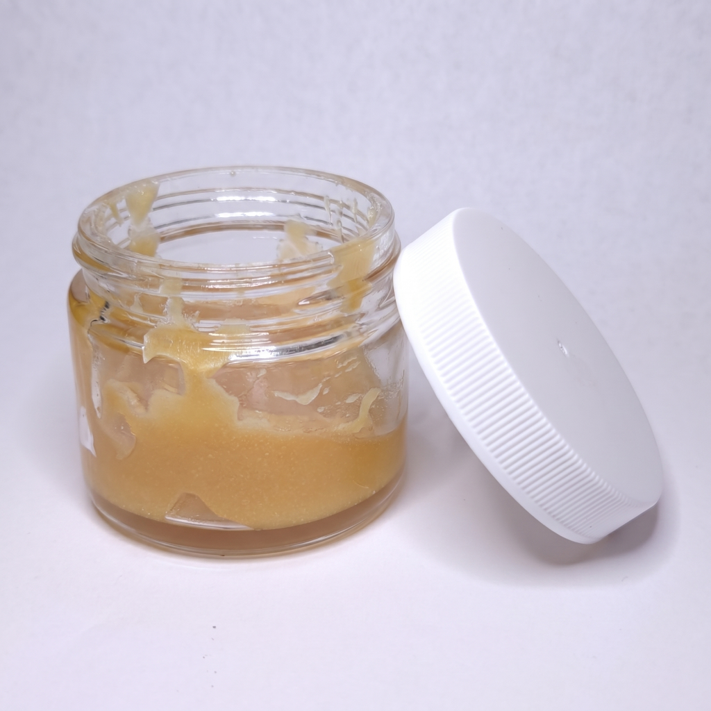 1oz thca badder wax in glass jar